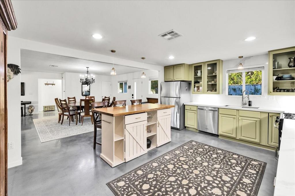 MLS #219136040DA image #9