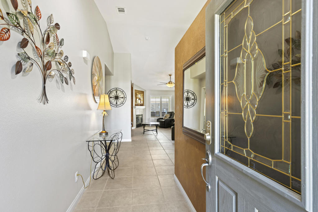 MLS #219136053DA image #2