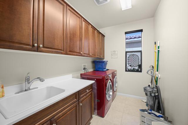 MLS #219136054DA image #27