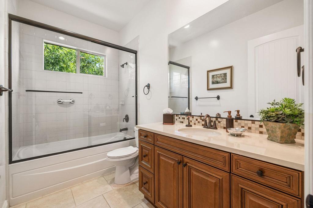 MLS #219136055DA image #31