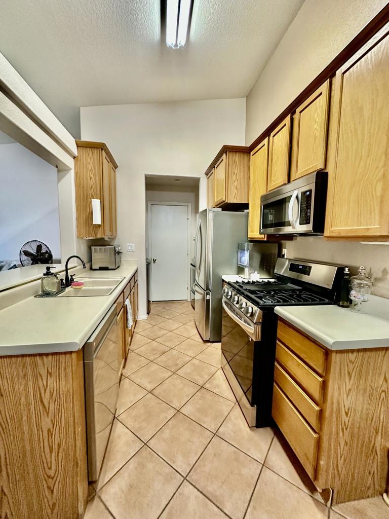 MLS #219136058DA image #5