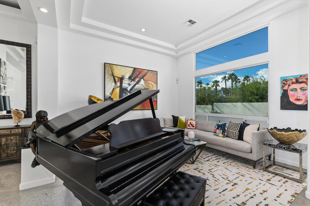 MLS #219136066DA image #12