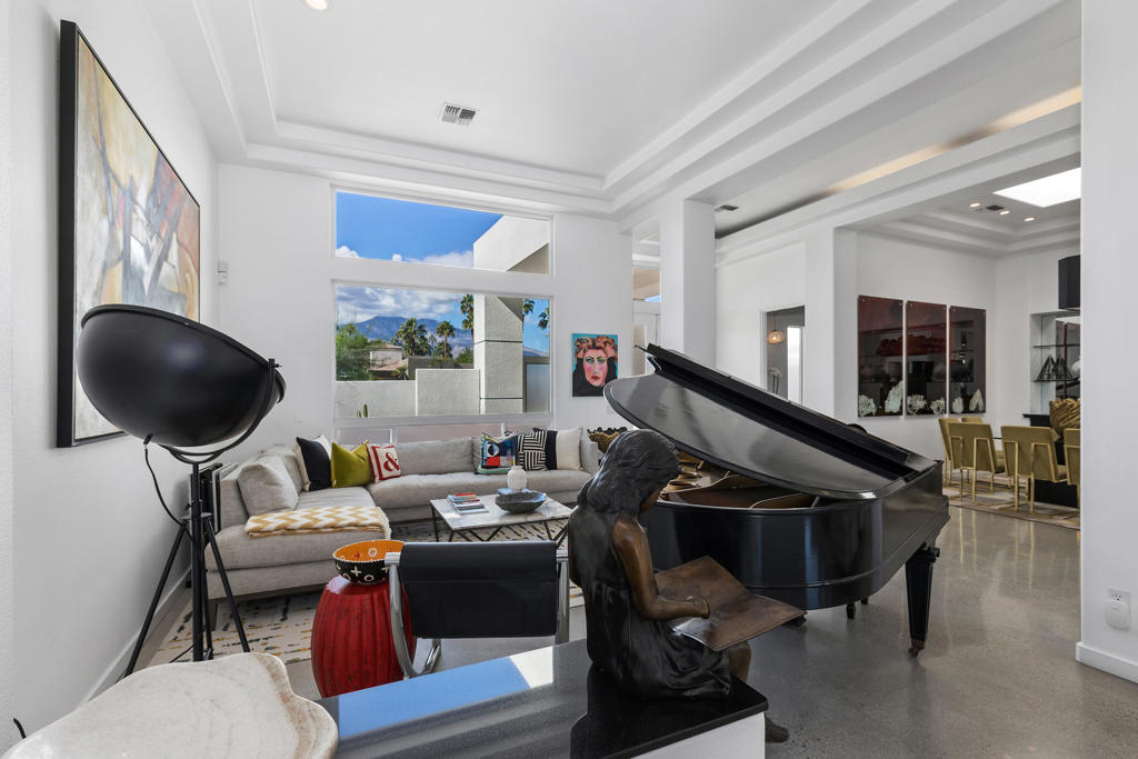 MLS #219136066DA image #14