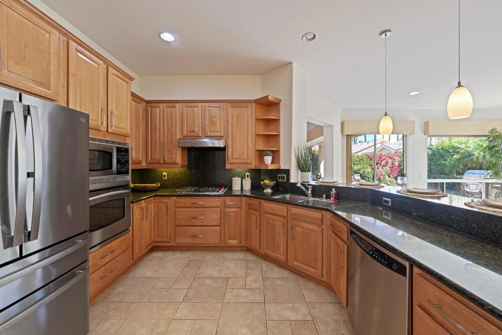 MLS #219136069DA image #17