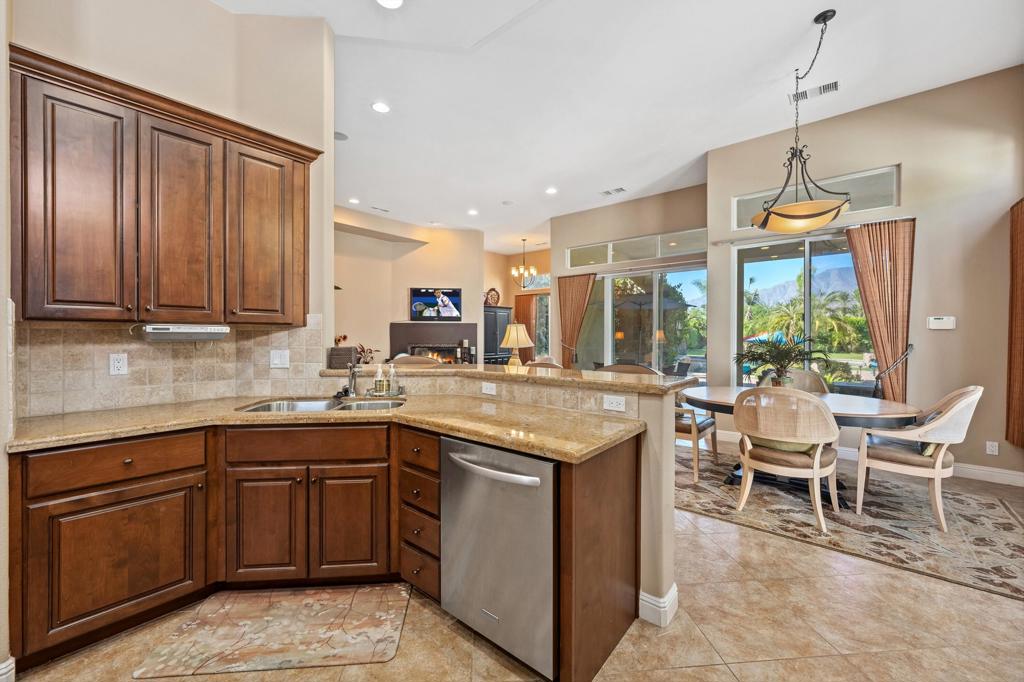 MLS #219136071DA image #30