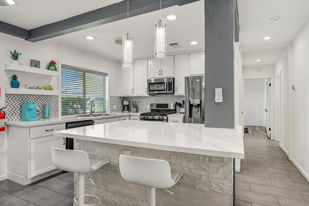 MLS #219136078DA image #10