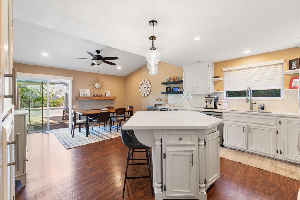 MLS #219136079DA image #2