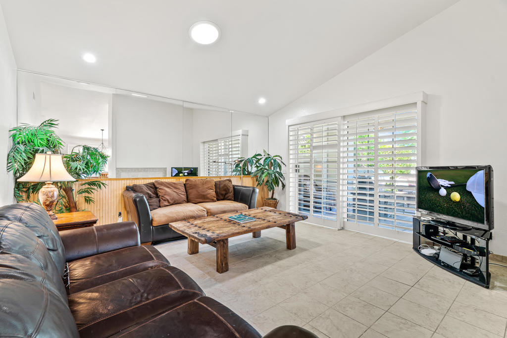 MLS #219136095DA image #14