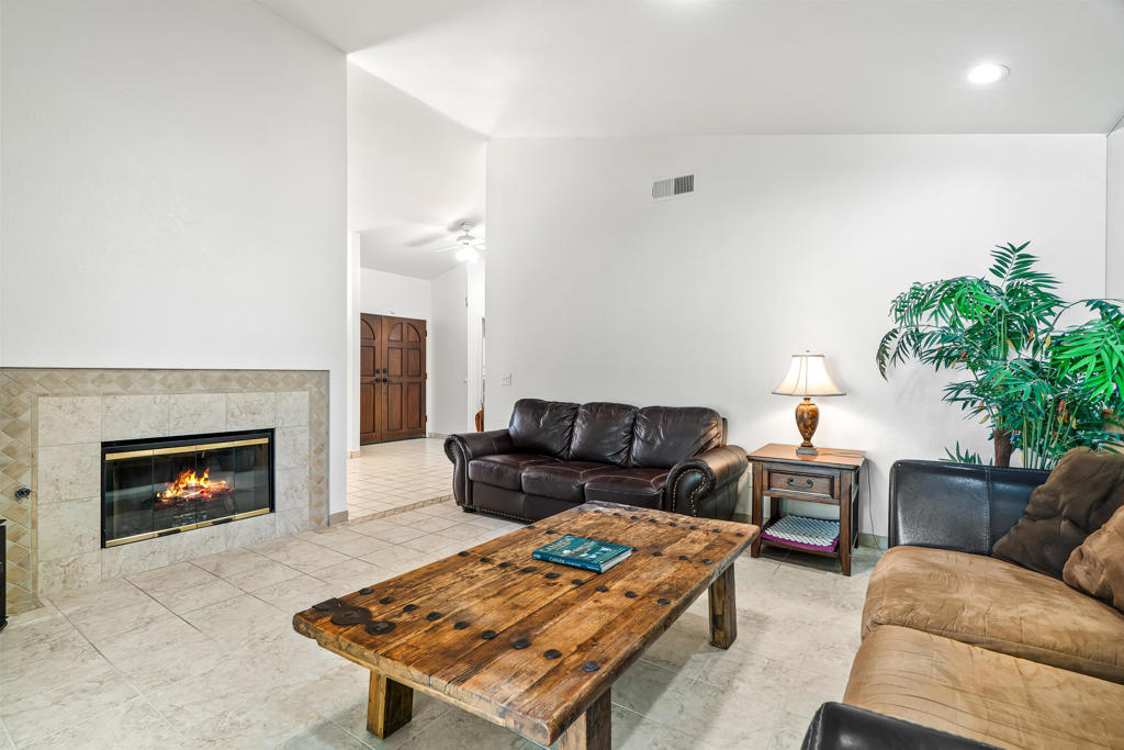 MLS #219136095DA image #16