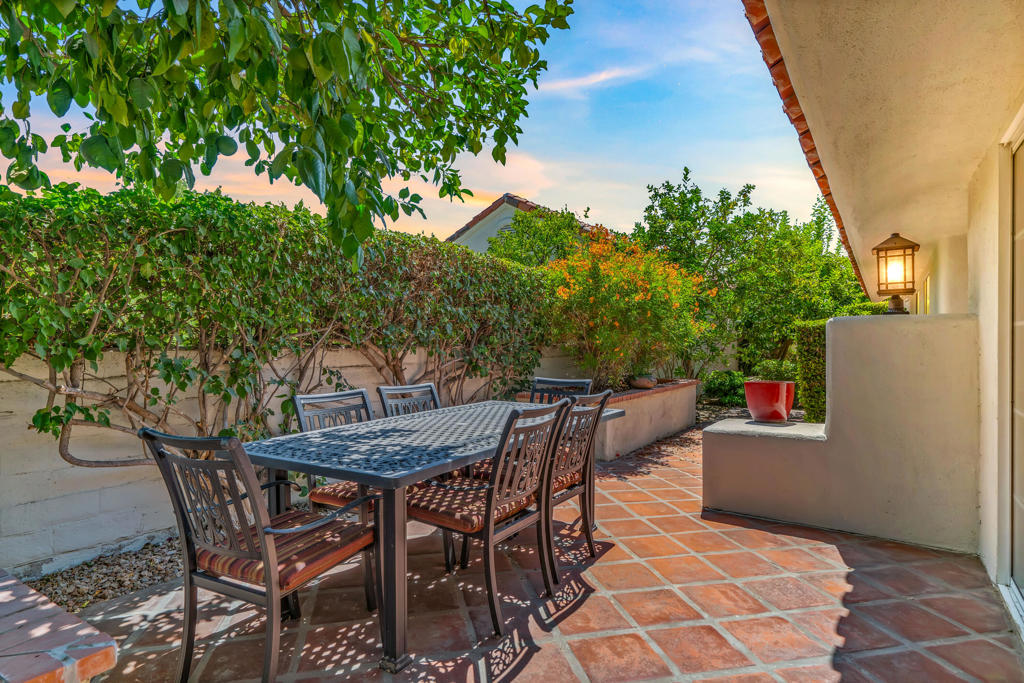 MLS #219136095DA image #2