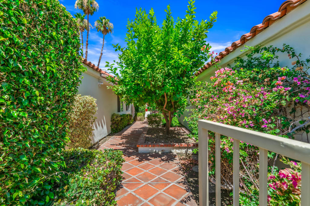 MLS #219136095DA image #6