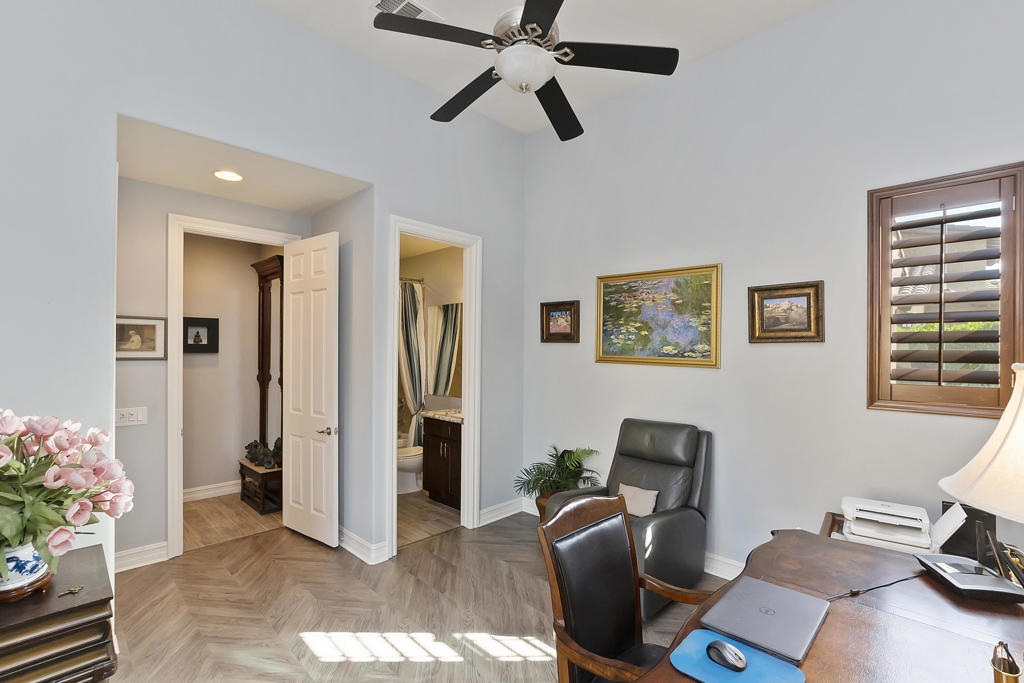 MLS #219136104DA image #27