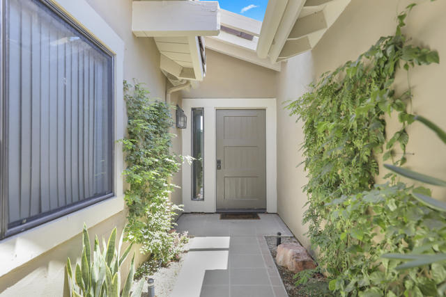 MLS #219136111DA image #1