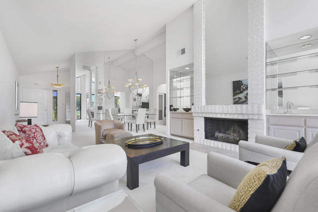 MLS #219136111DA image #5