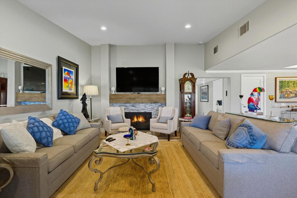 MLS #219136115DA image #11