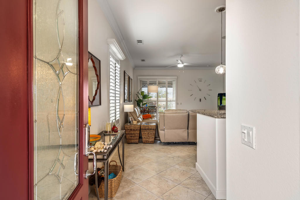 MLS #219136121DA image #4