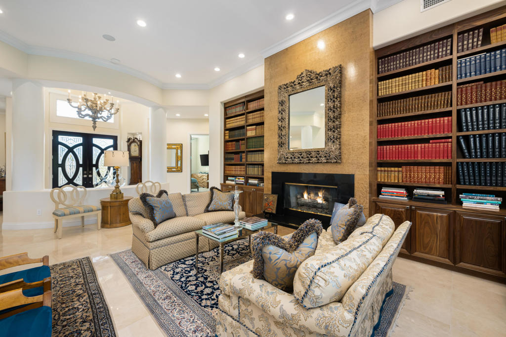 MLS #219136125DA image #8