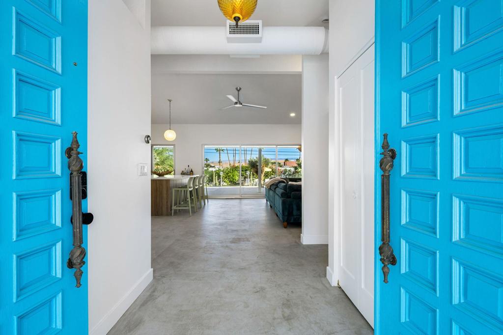 MLS #219136128DA image #2