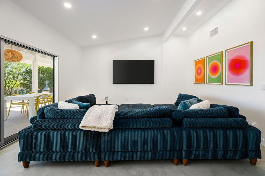 MLS #219136128DA image #4