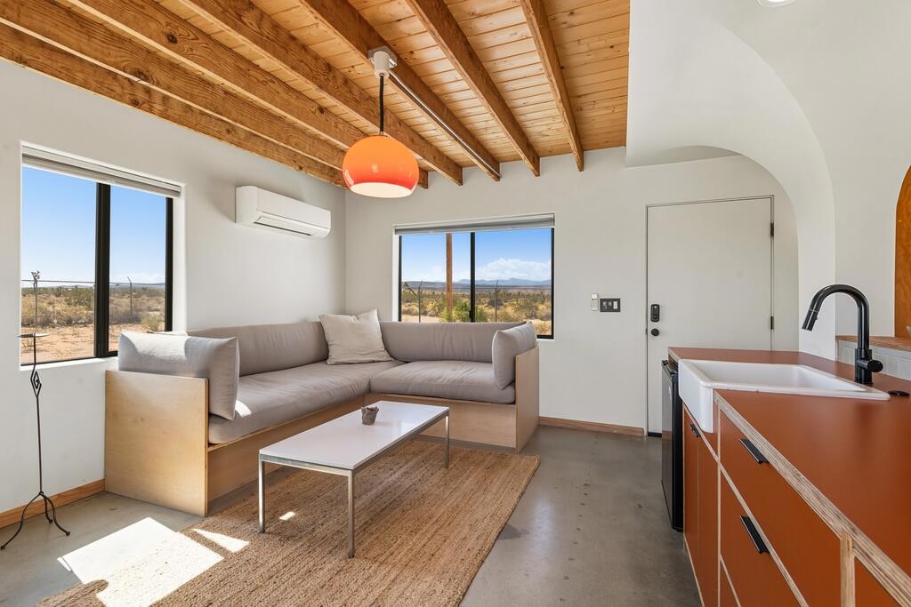 MLS #219136142DA image #4