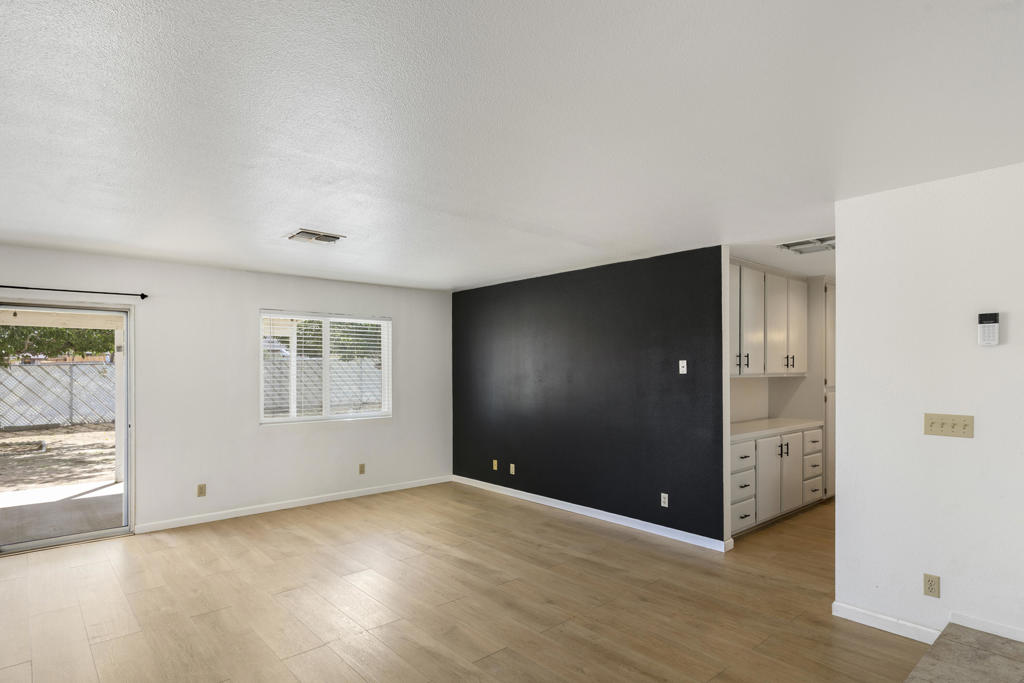 MLS #219136147DA image #4