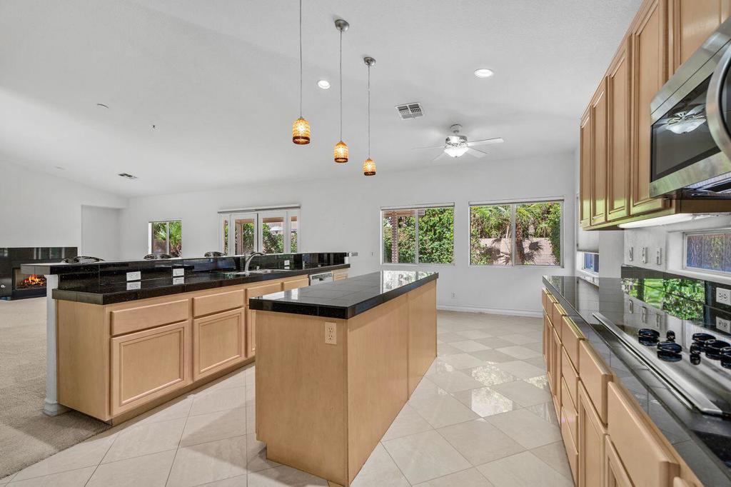 MLS #219136157DA image #12