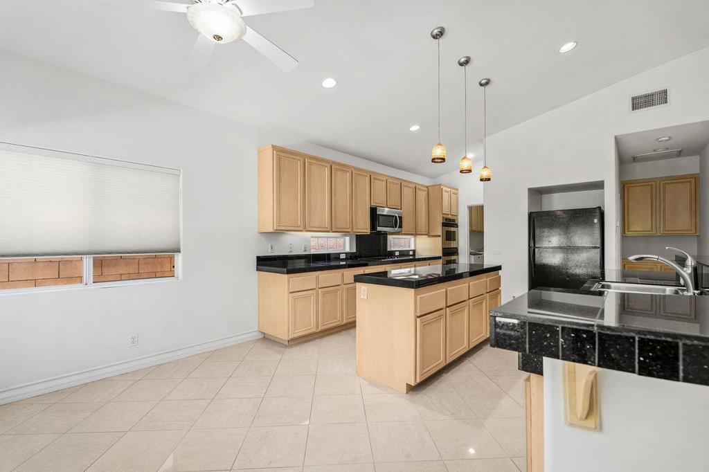 MLS #219136157DA image #8