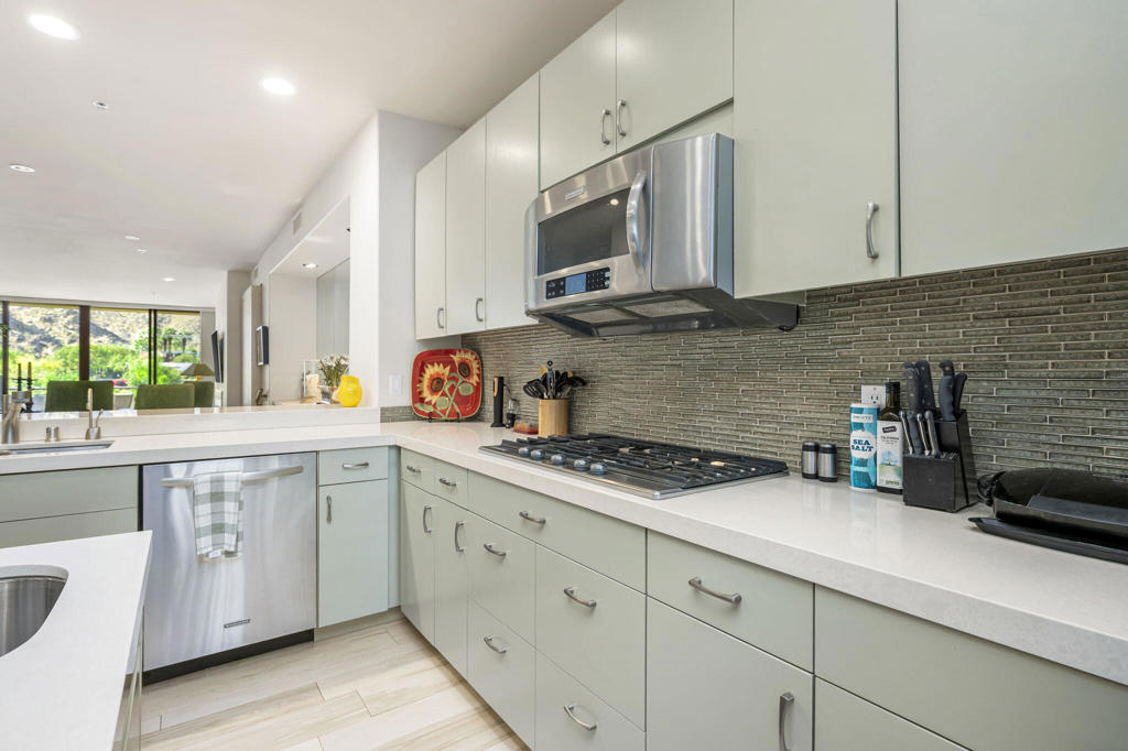 MLS #219136162DA image #2