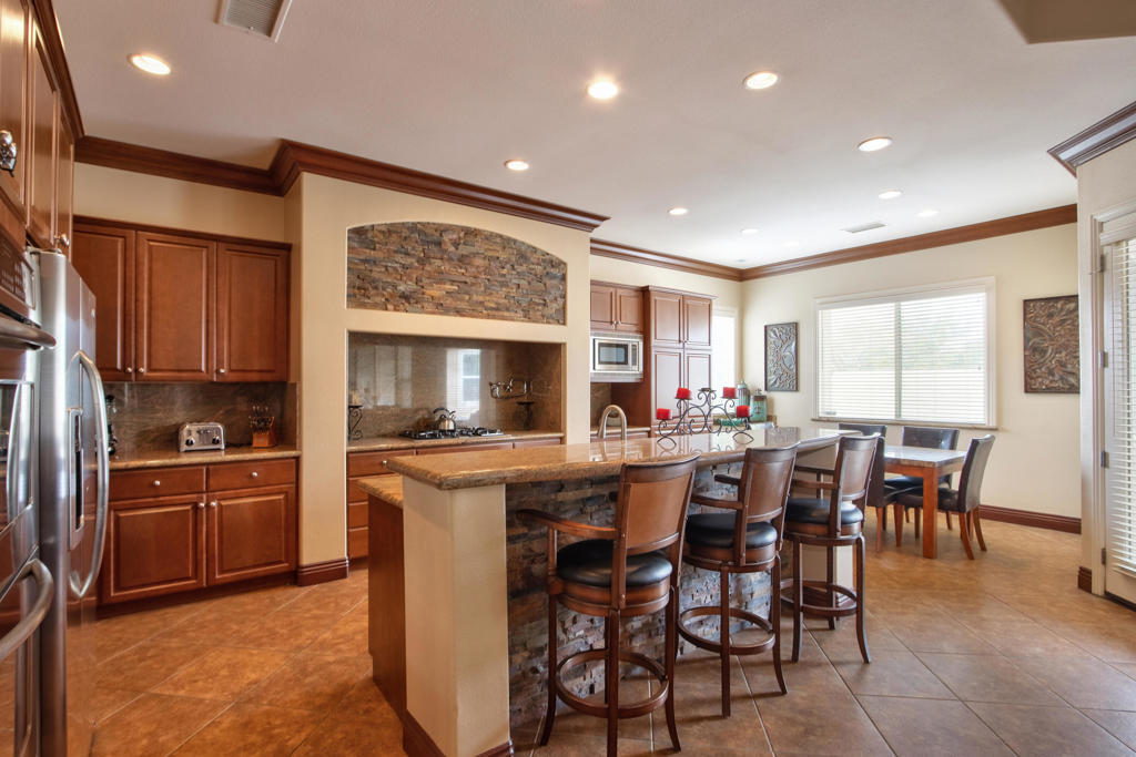 MLS #219136174PS image #15