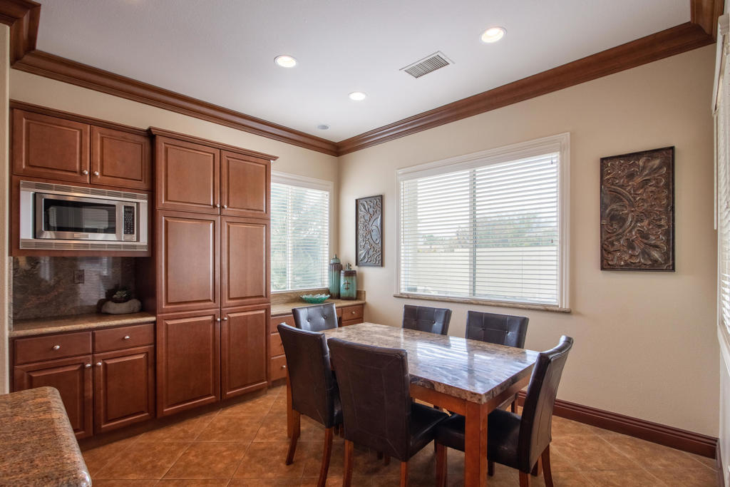 MLS #219136174PS image #16