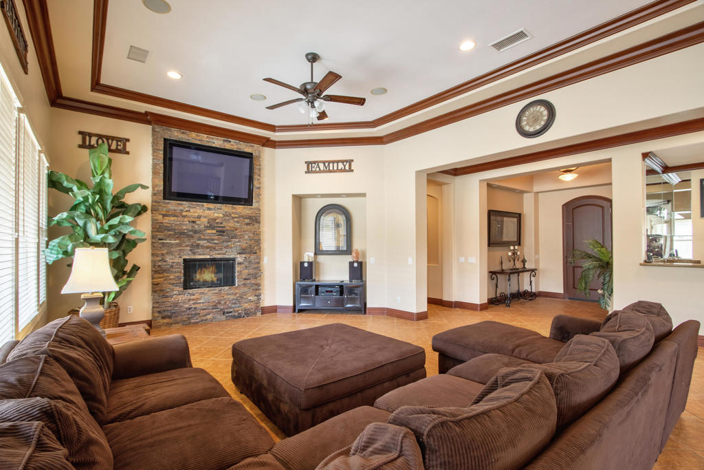 MLS #219136174PS image #9