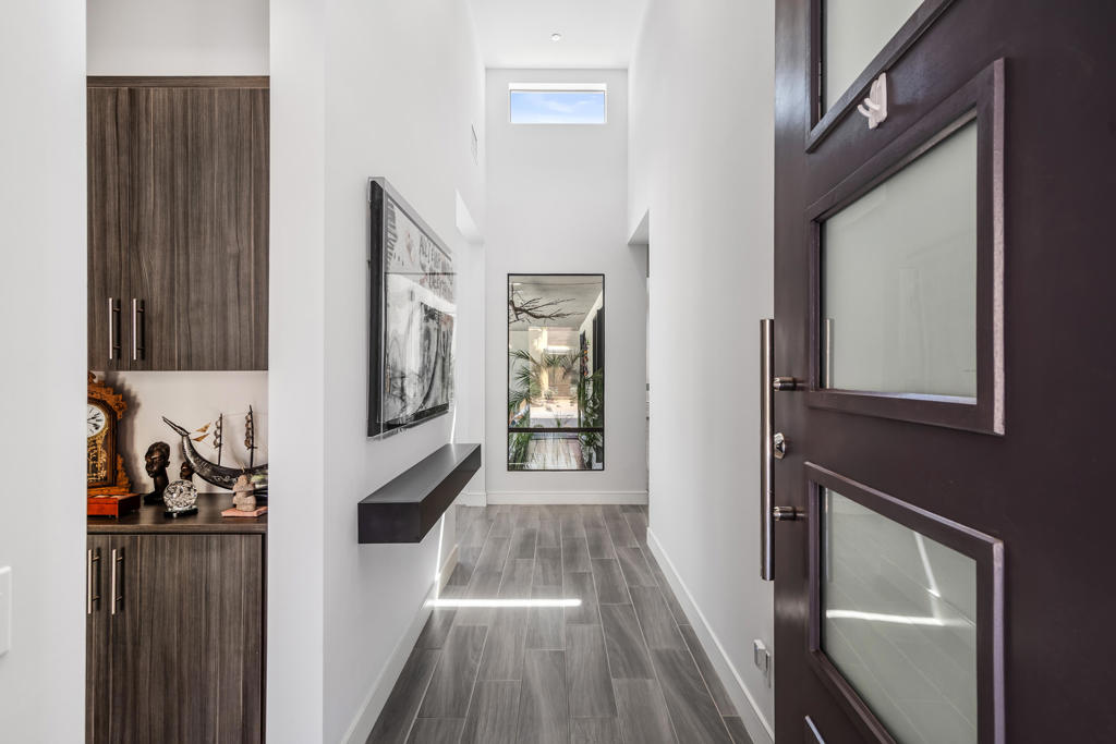 MLS #219136178PS image #2