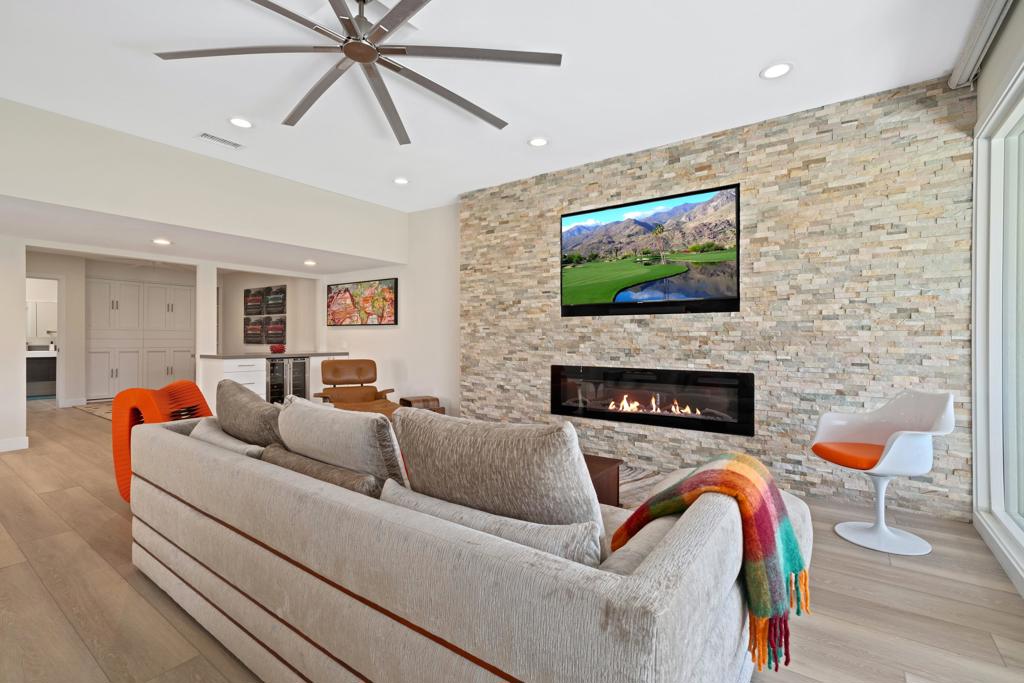 MLS #219136179DA image #3