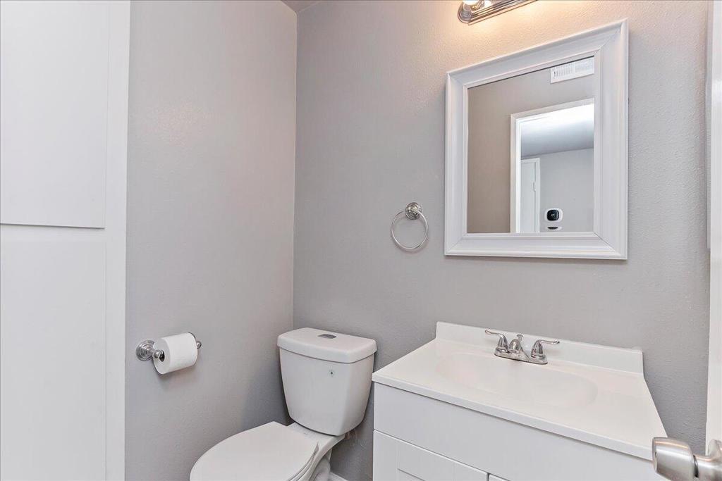 MLS #219136182DA image #10