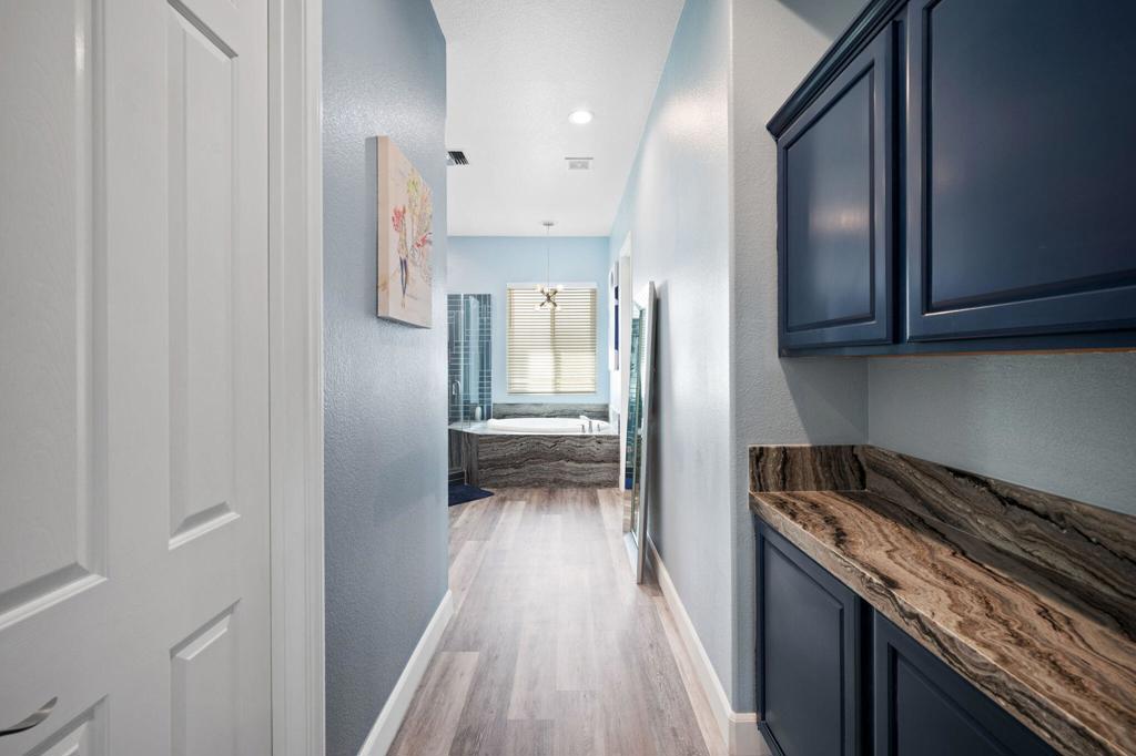 MLS #219136183DA image #23