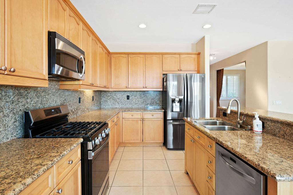 MLS #219136195DA image #18