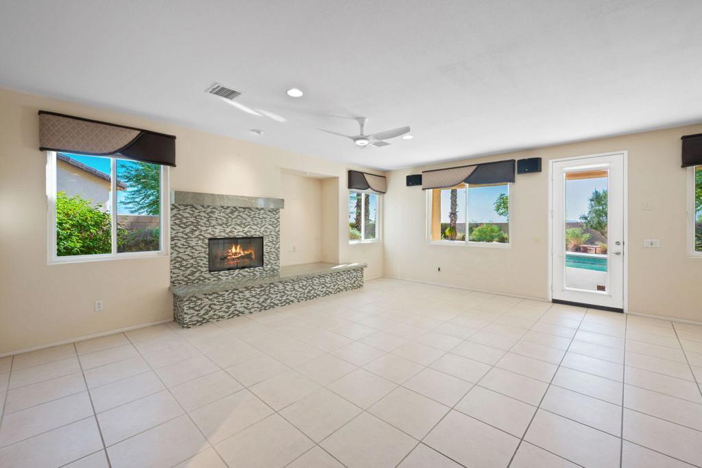 MLS #219136195DA image #9