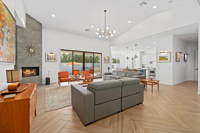 MLS #219136201DA image #2