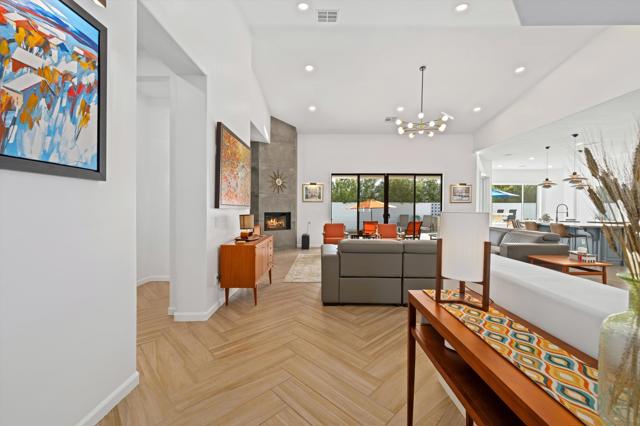 MLS #219136201DA image #4