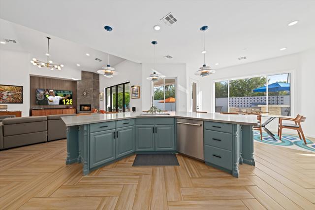 MLS #219136201DA image #8