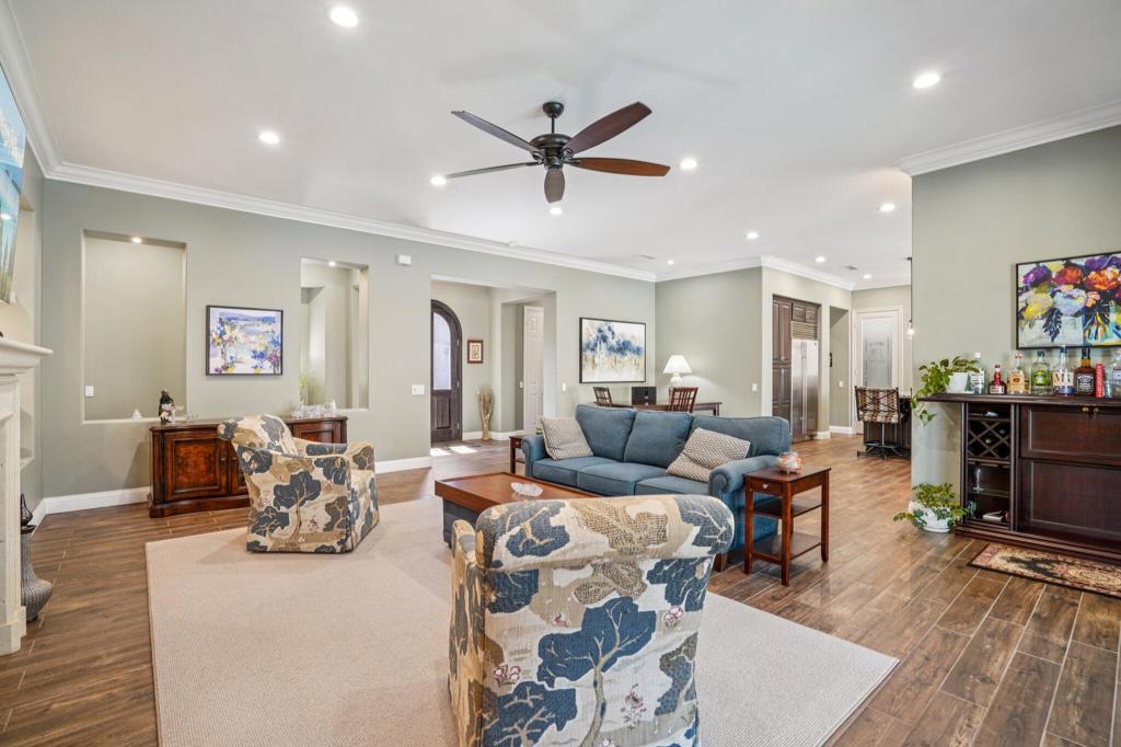 MLS #219136202DA image #12