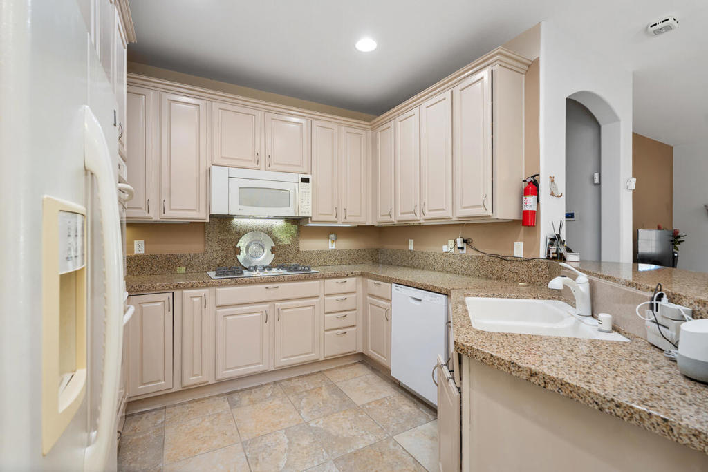 MLS #219136204DA image #8