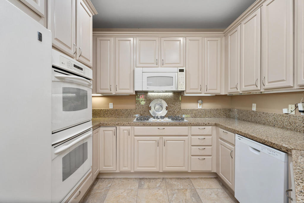 MLS #219136204DA image #9