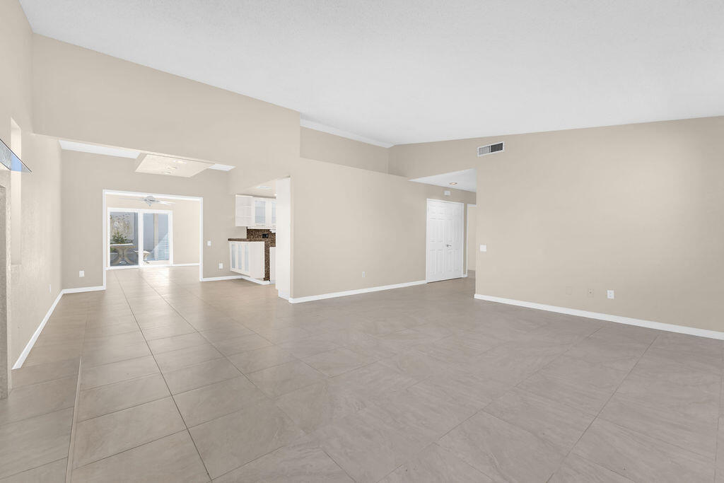 MLS #219136212DA image #13