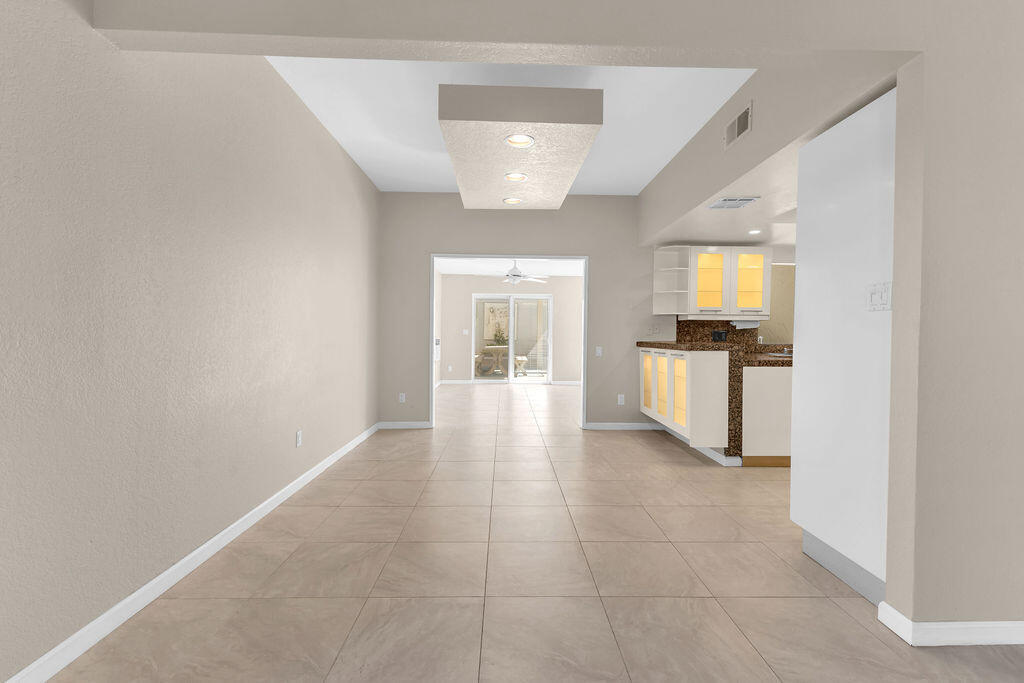 MLS #219136212DA image #14