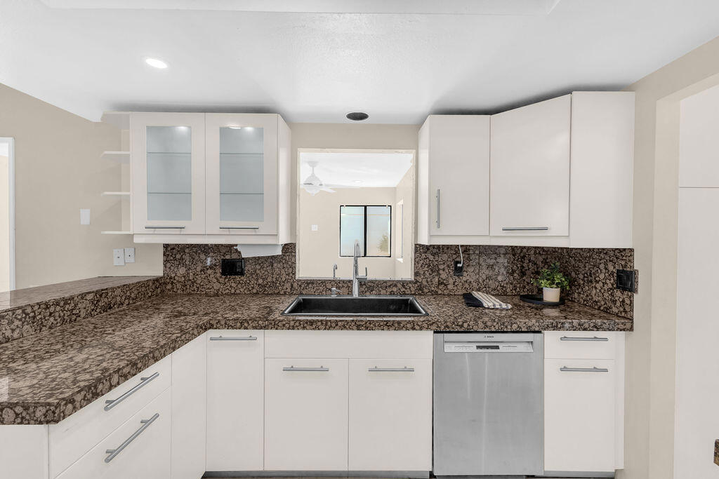 MLS #219136212DA image #18