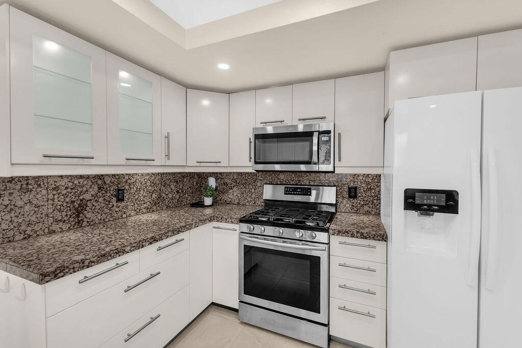 MLS #219136212DA image #19