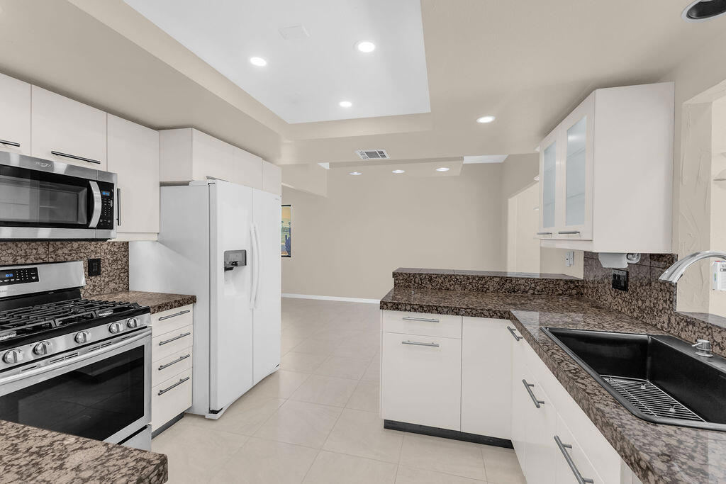 MLS #219136212DA image #21