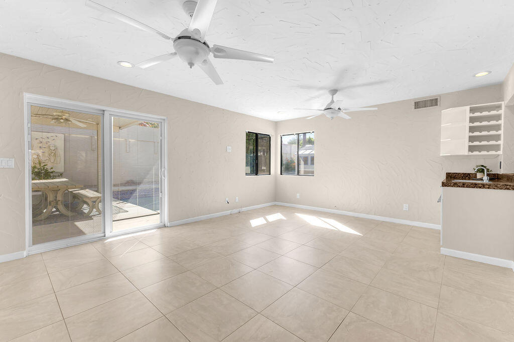 MLS #219136212DA image #23