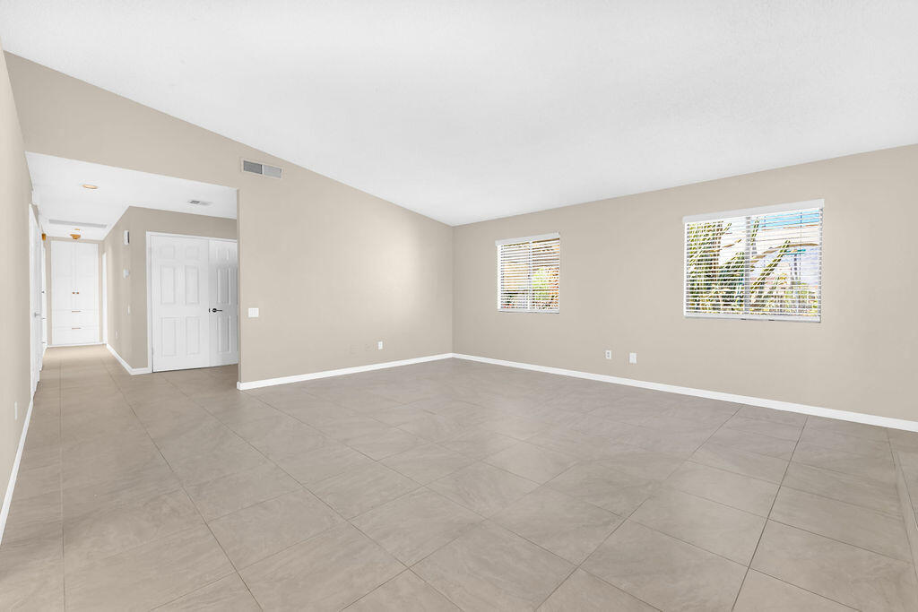 MLS #219136212DA image #7